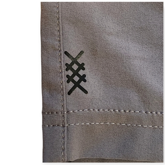 EUC RHONE ANNIVERSARY GYM SHORTS SZ XXL - Picture 4 of 9